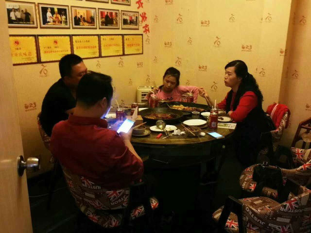 忙碌的假期,我们还在接待重庆特色餐饮考察客户