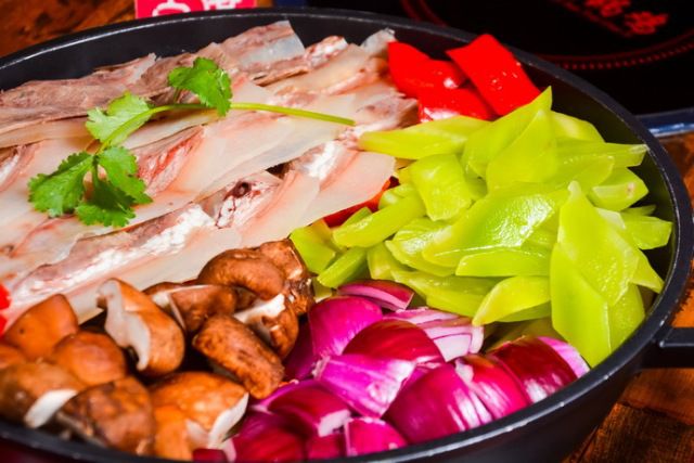 【好消息】临河7石咕咕鱼店美食上新啦,想吃焖锅的朋友不要错过哦!
