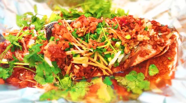 【欢迎】云南王总前来考察重庆最有特色的餐饮!